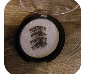 Magnetic False Lashes